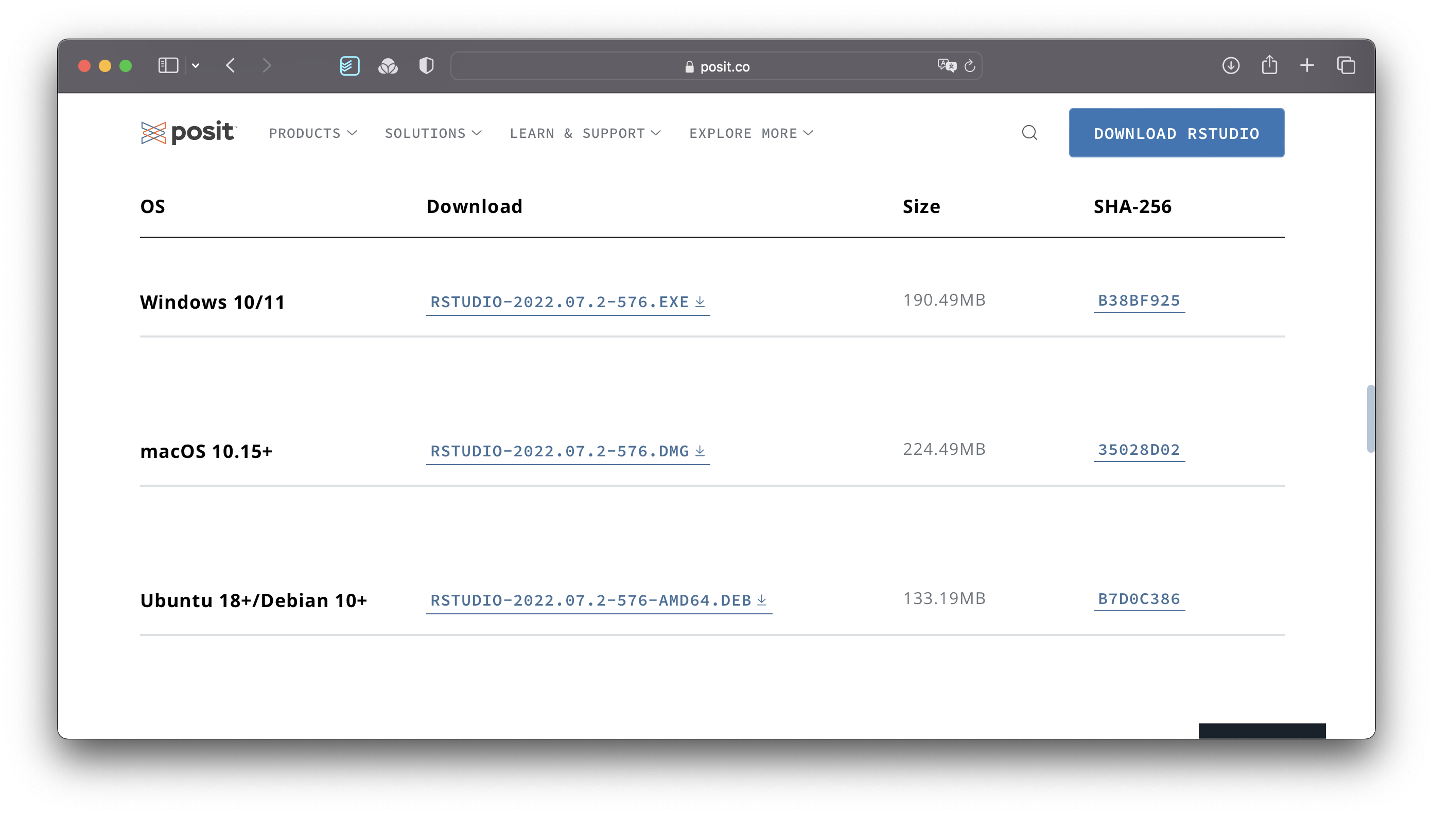 Screenshot of the RStudio Download website showing different versions of RStudio available for different operating systems such as Windows, macOS and Ubuntu.